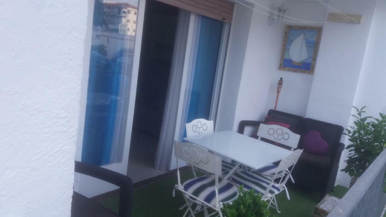 Apartamento Primera Linea De Mar L'L'Hospitalet de l'Infant Exteriör bild