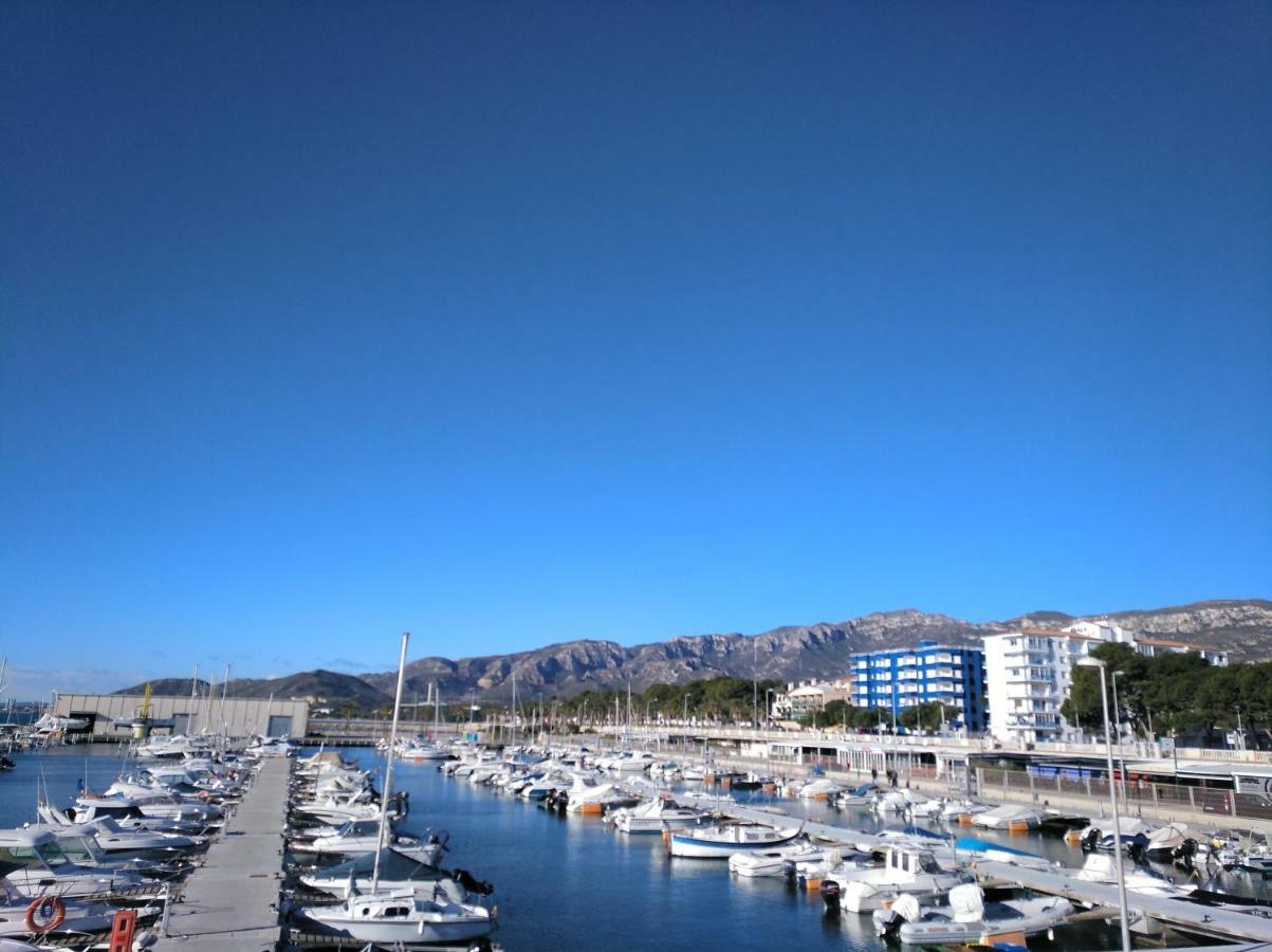 Apartamento Primera Linea De Mar L'L'Hospitalet de l'Infant Exteriör bild