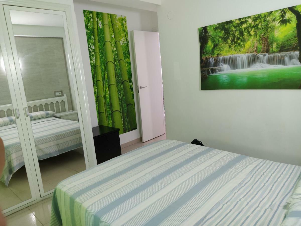Apartamento Primera Linea De Mar L'L'Hospitalet de l'Infant Exteriör bild