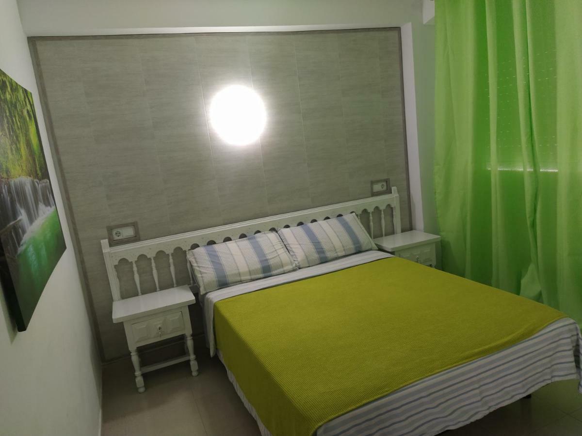 Apartamento Primera Linea De Mar L'L'Hospitalet de l'Infant Exteriör bild